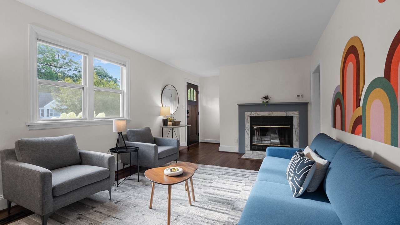 Photo of Livingroom in East Raleigh