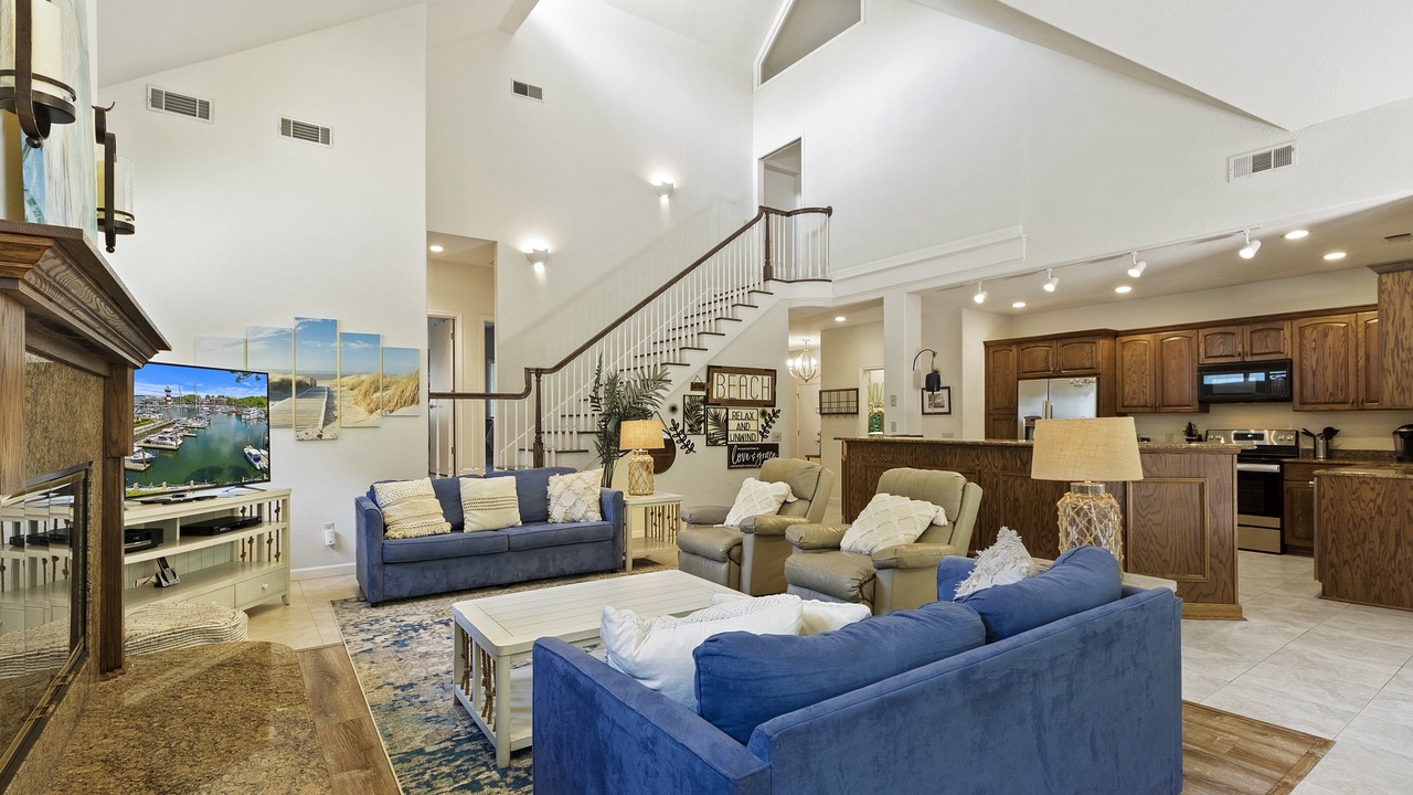 Photo of Livingroom in Lawton Woods