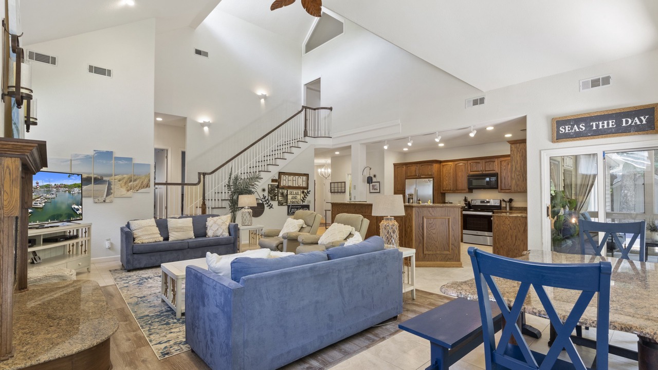 Photo of Livingroom in Lawton Woods