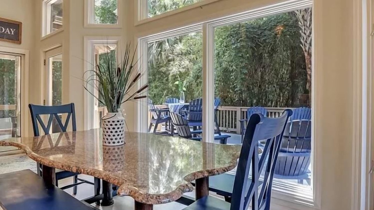 Photo of Livingroom in Lawton Woods