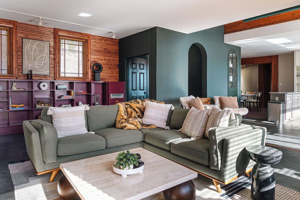 Photo of Livingroom in Asheville