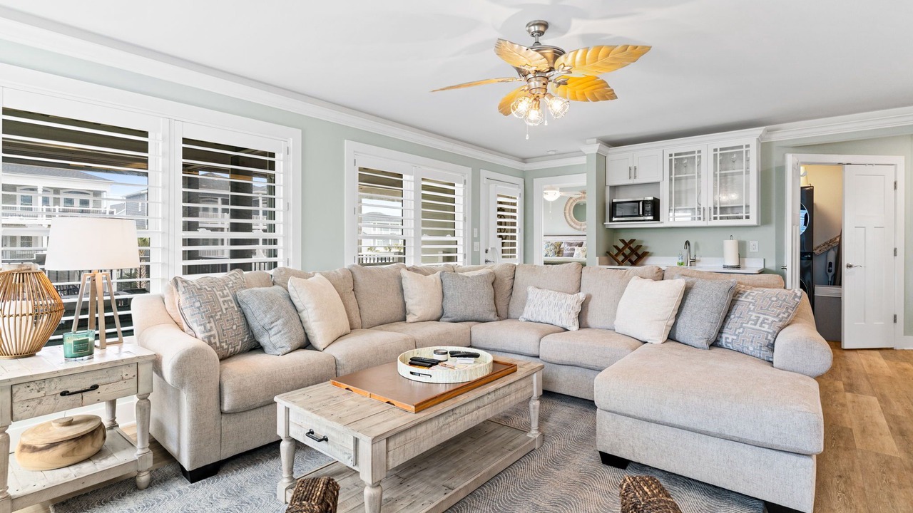 Photo of Livingroom in Ocean Isle Beach