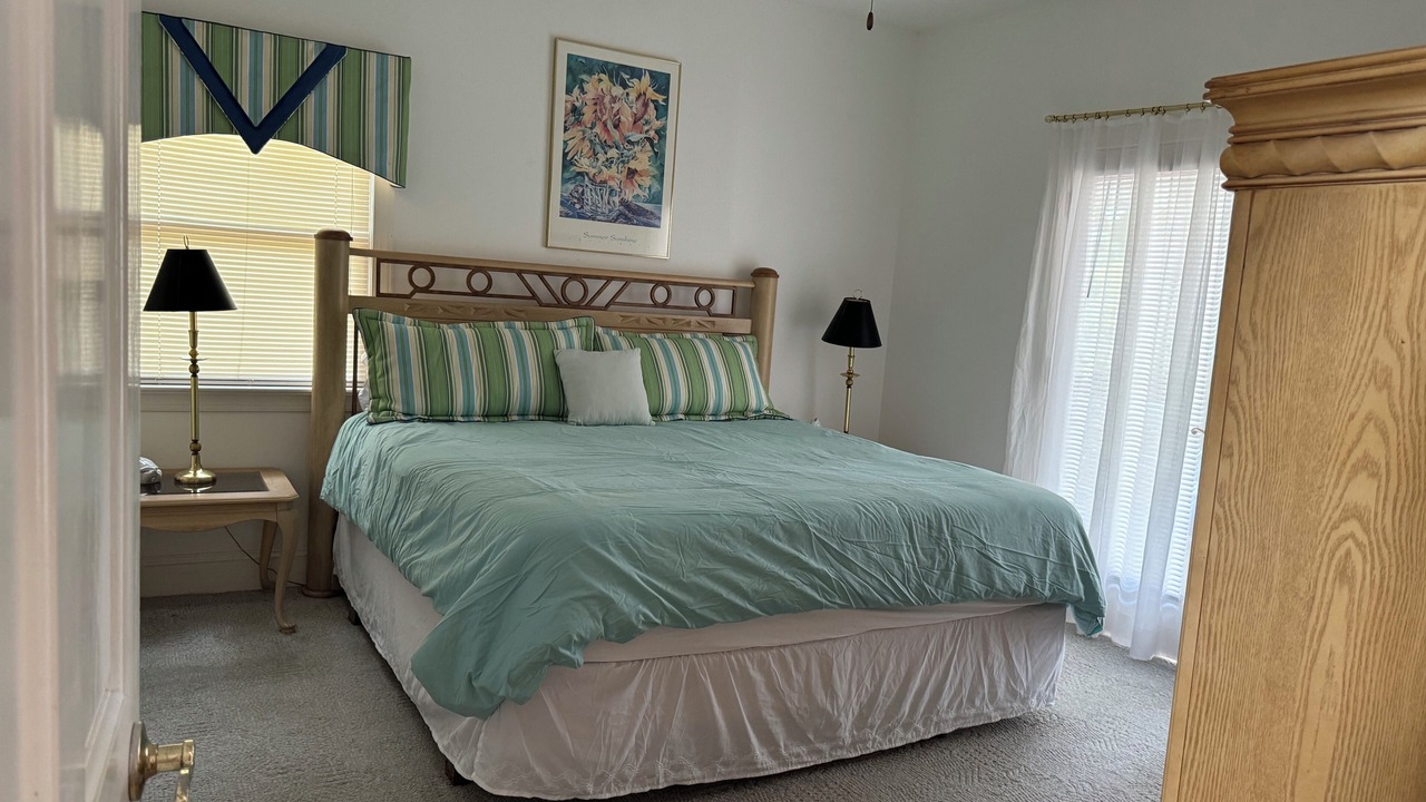 Photo of Bedroom in Lake Waccamaw