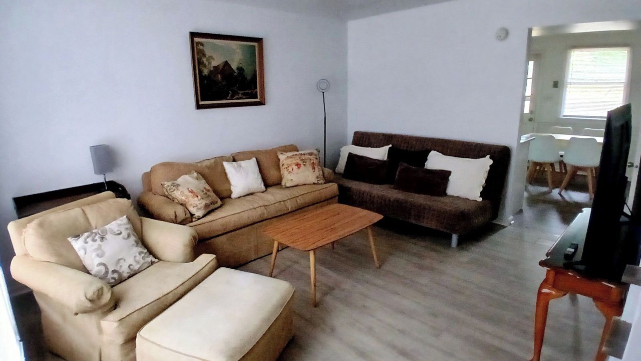 Photo of Livingroom in Southwest Raleigh
