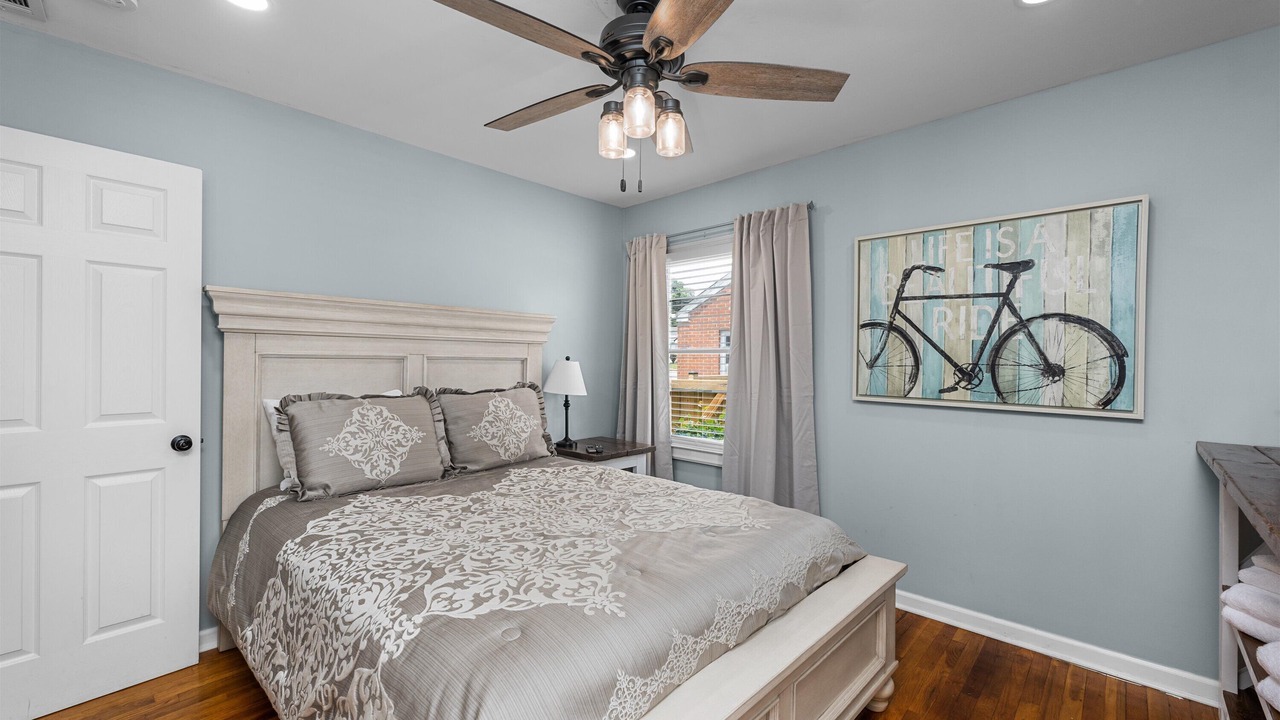 Photo of Bedroom in Summerville