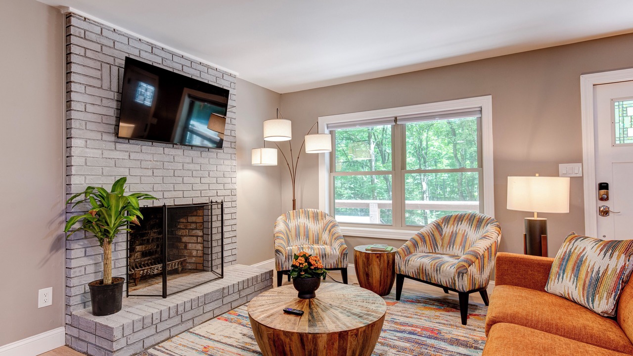 Photo of Livingroom in Hendersonville