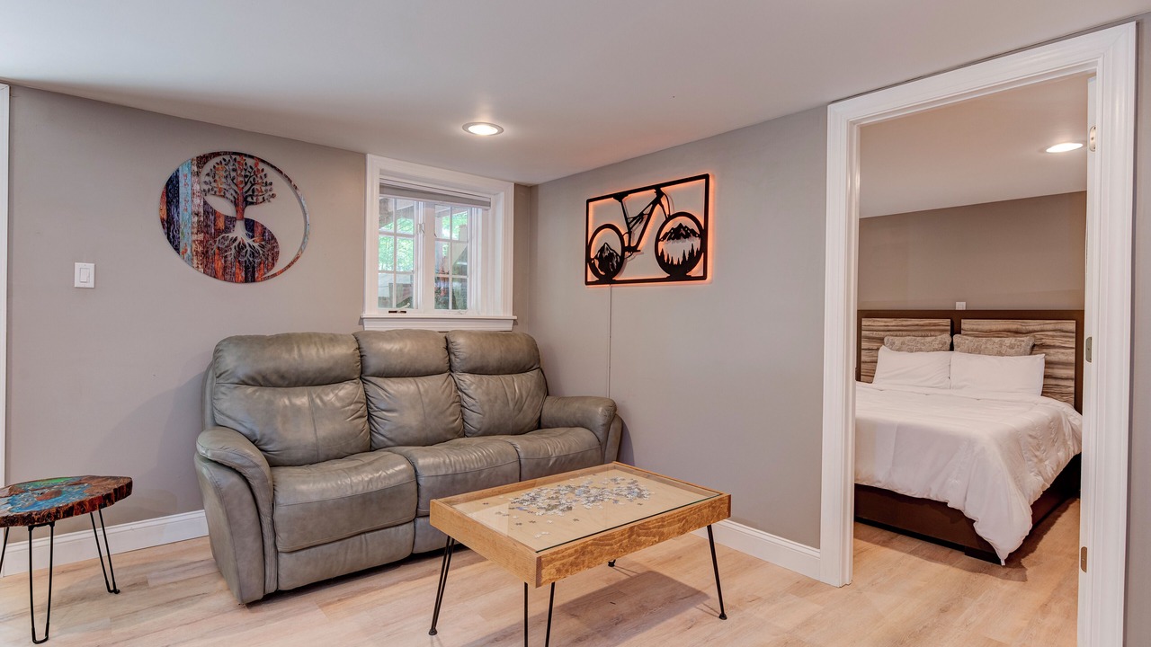 Photo of Livingroom in Hendersonville