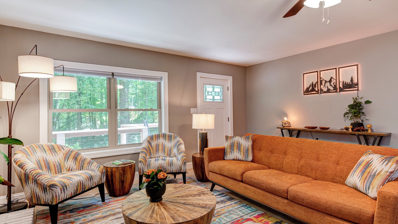 Photo of Livingroom in Hendersonville