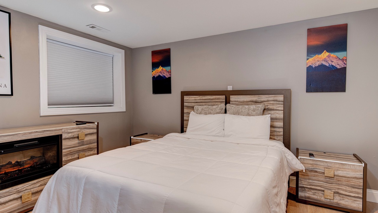 Photo of Bedroom in Hendersonville
