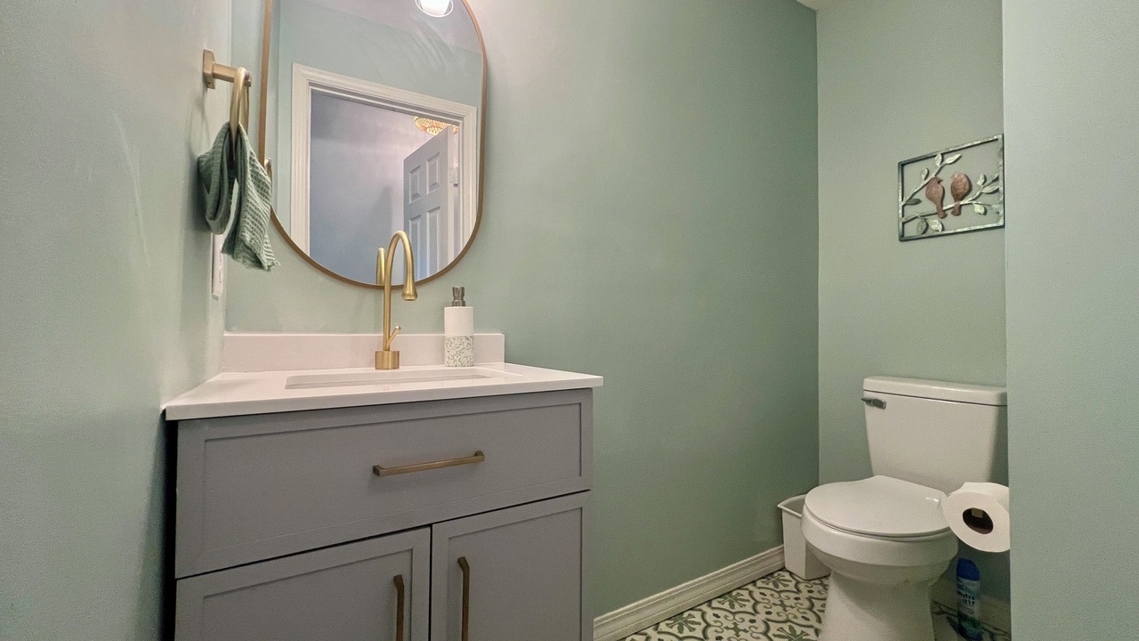 Photo of Bathroom in Otto