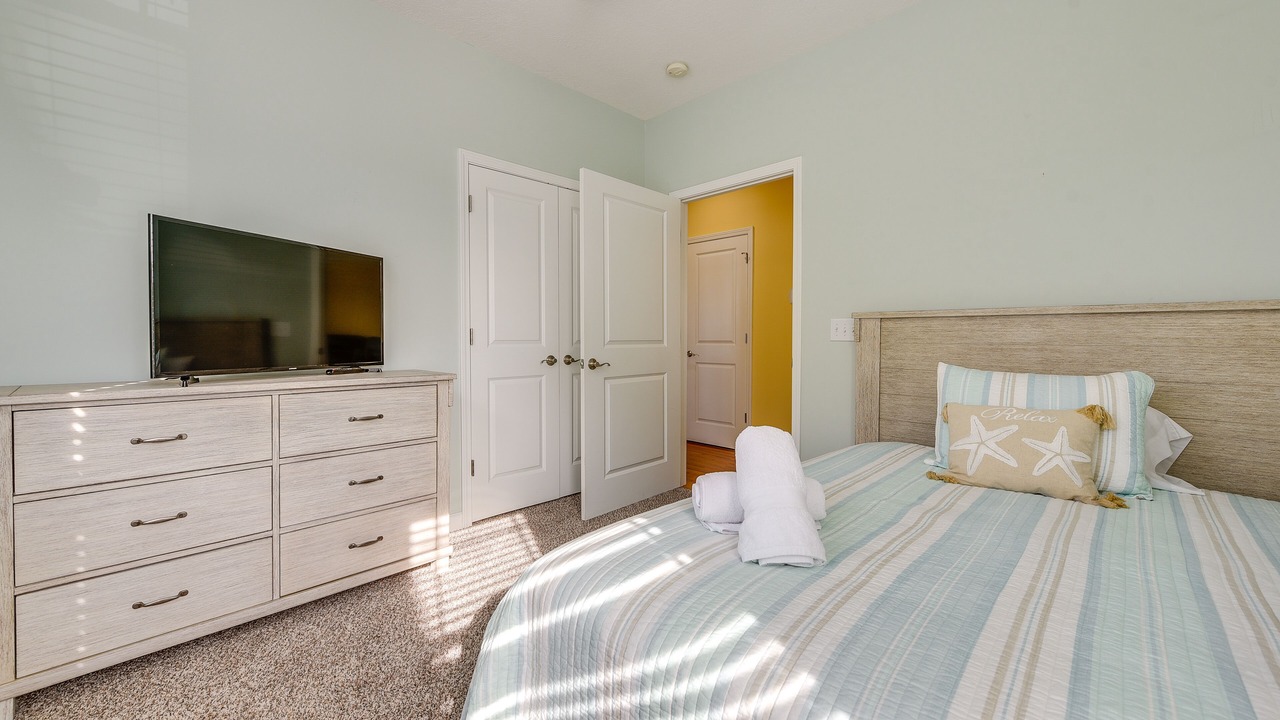 Photo of Bedroom in Calabash