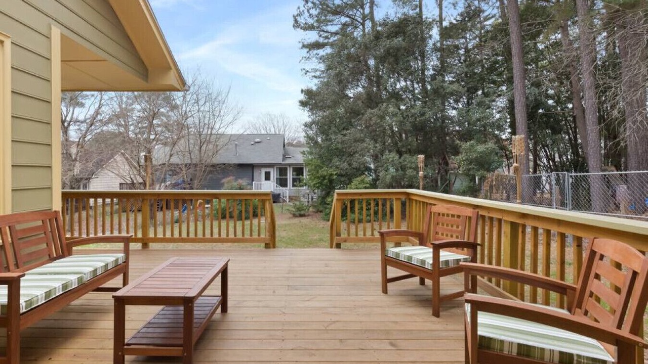 Photo of Patio Balcony in Northeast Raleigh