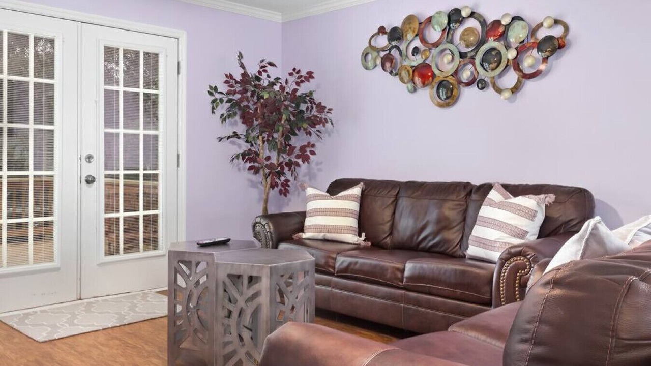 Photo of Livingroom in Northeast Raleigh