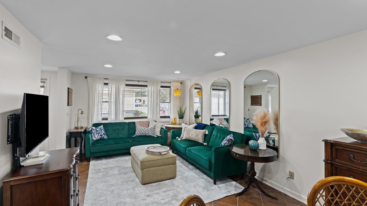 Photo of Livingroom in New Bern