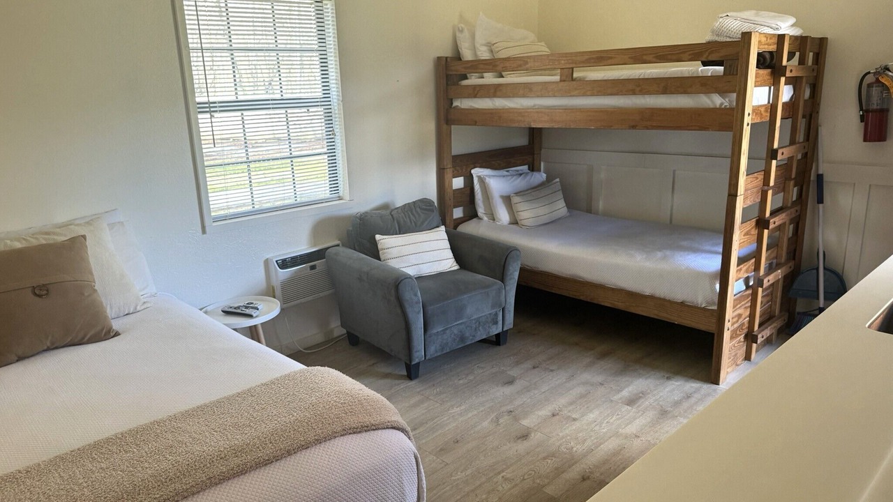 Photo of Bedroom in Robbinsville