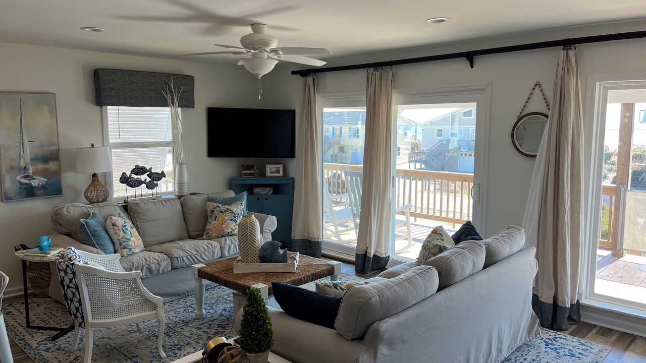 Photo of Livingroom in Emerald Isle