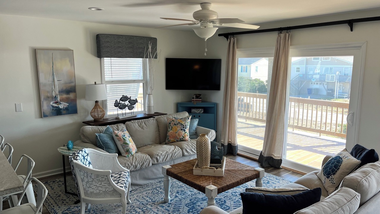 Photo of Livingroom in Emerald Isle