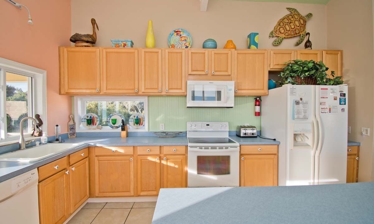 Photo of Kitchen in Pine Knoll Shores