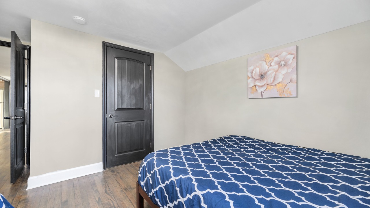 Photo of Bedroom in Statesville