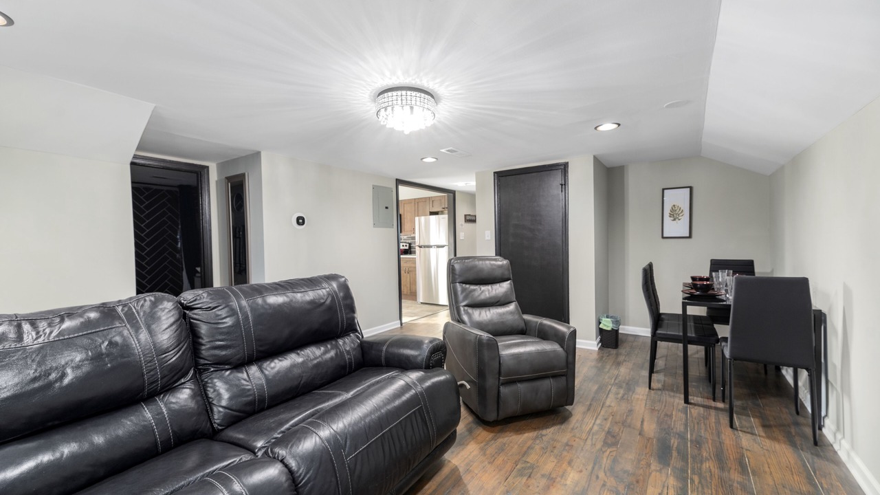 Photo of Livingroom in Statesville
