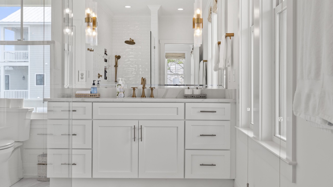 Photo of Bathroom in Indian Beach