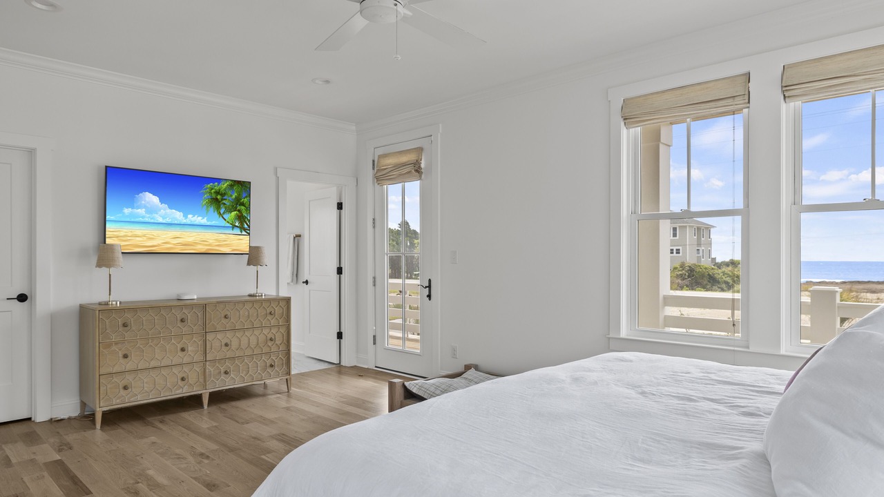 Photo of Bedroom in Indian Beach