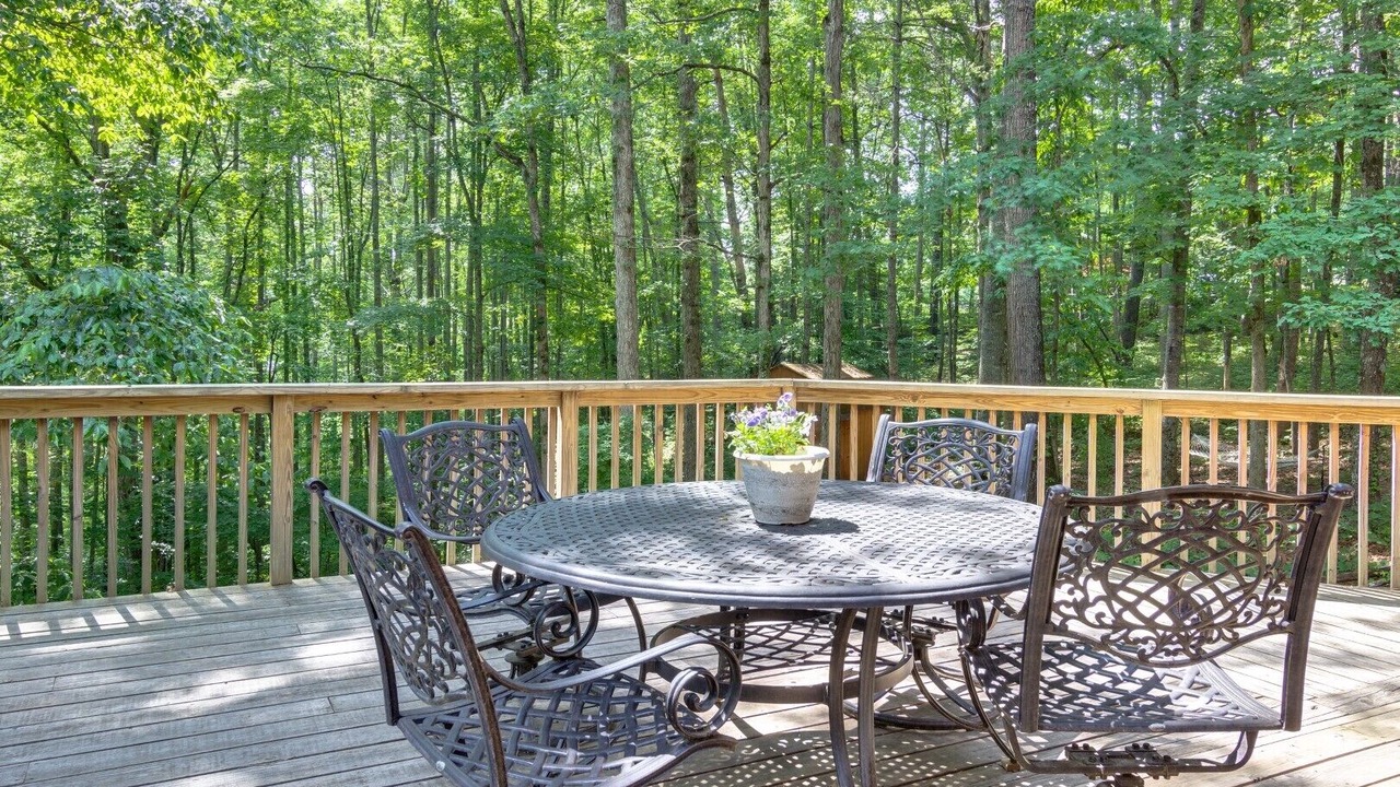 Photo of Outdoor in Weaverville
