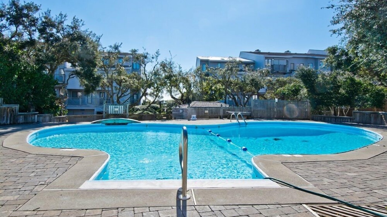 Photo of Outdoor in Pine Knoll Shores