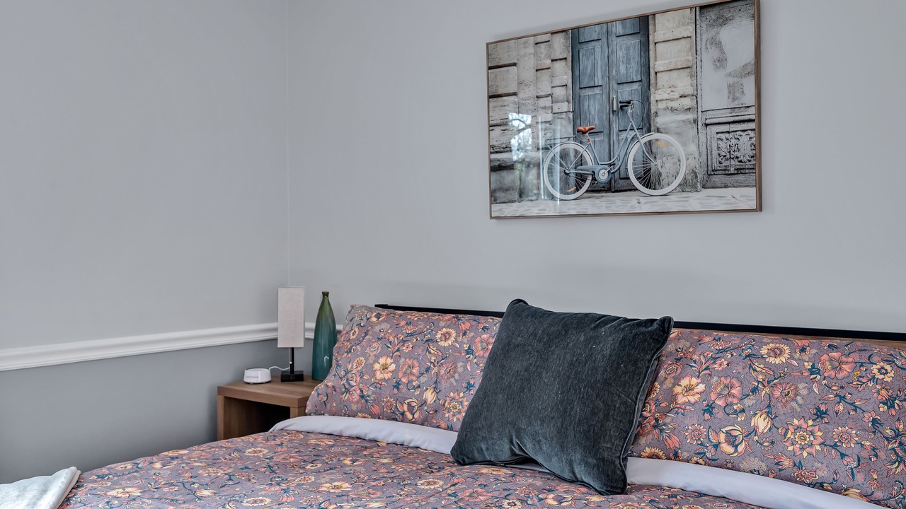 Photo of Bedroom in Apex