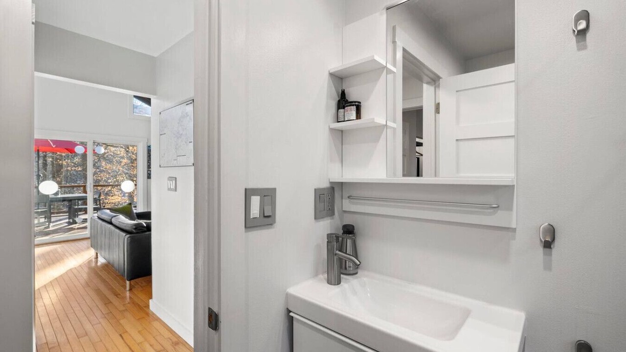 Photo of Bathroom in Gerton