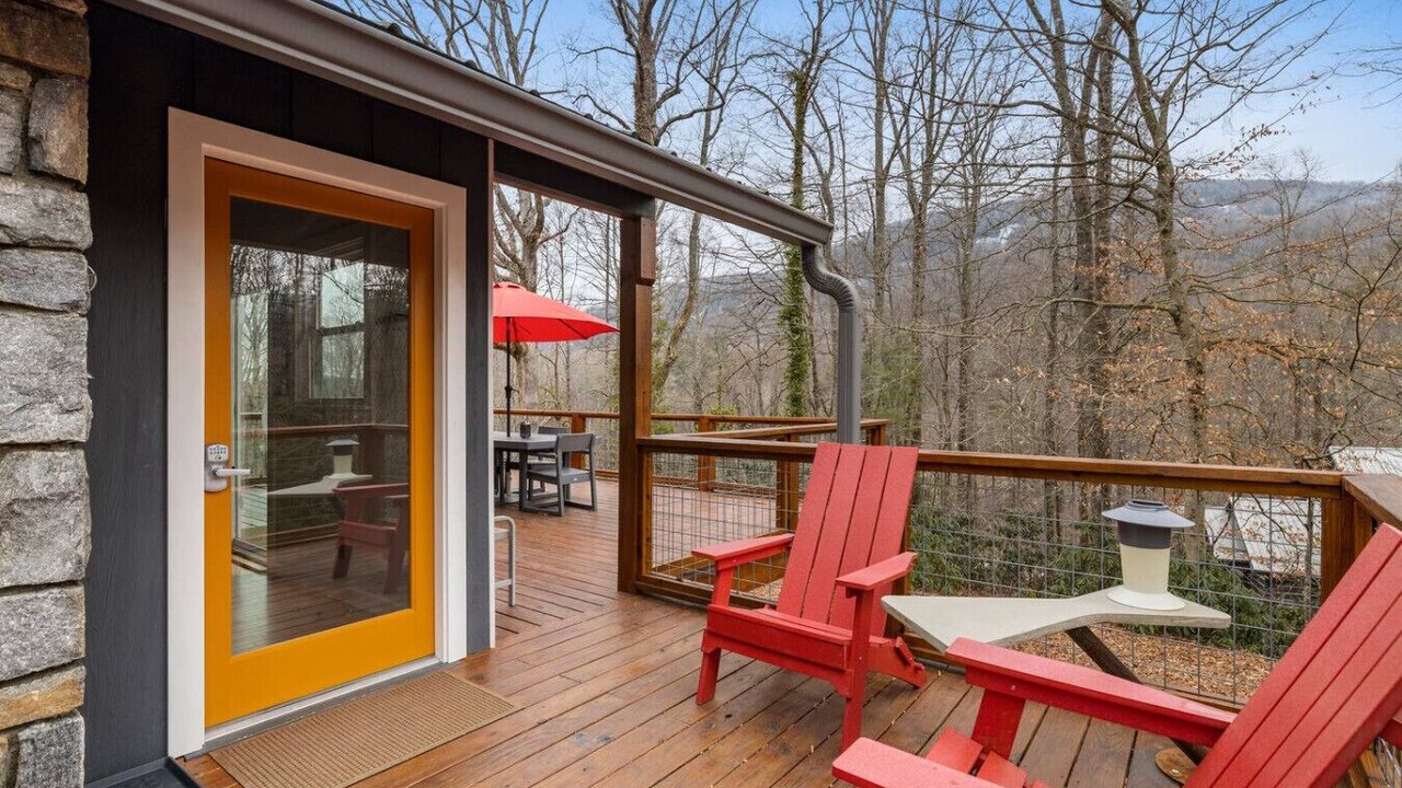 Photo of Patio Balcony in Gerton