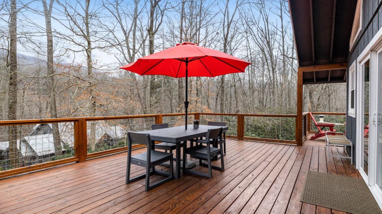 Photo of Outdoor in Gerton
