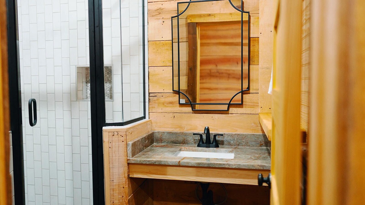 Photo of Bathroom in Franklinton