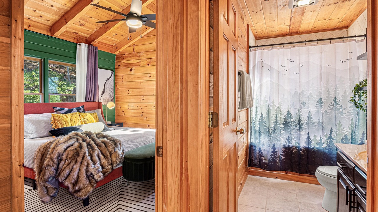 Photo of Bedroom in Marion