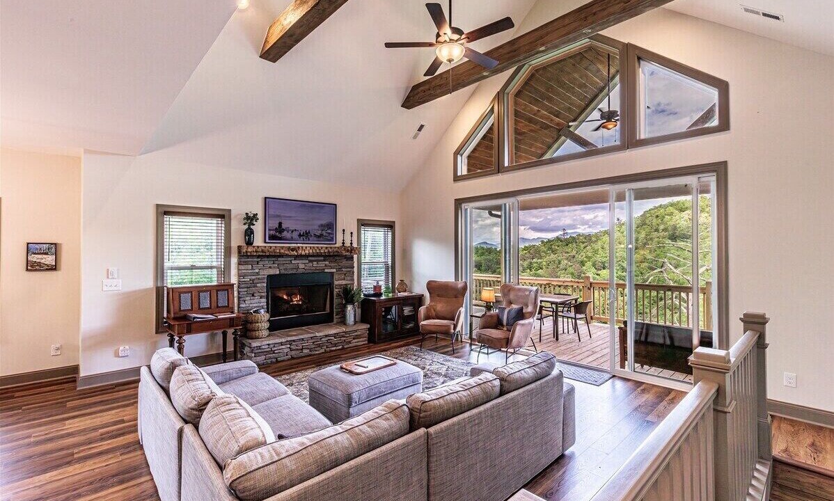 Photo of Livingroom in Bryson City