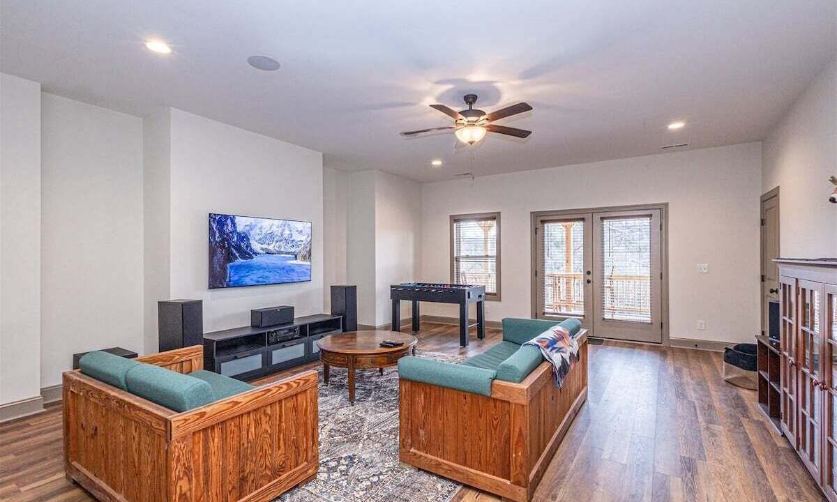Photo of Livingroom in Bryson City