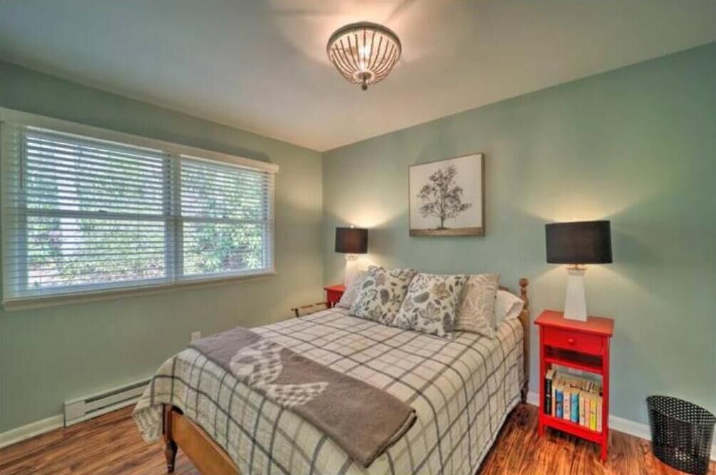 Photo of Bedroom in Newland