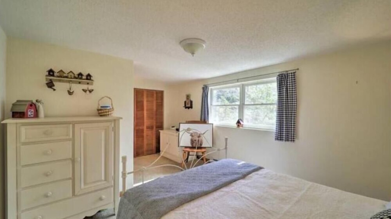 Photo of Bedroom in Newland