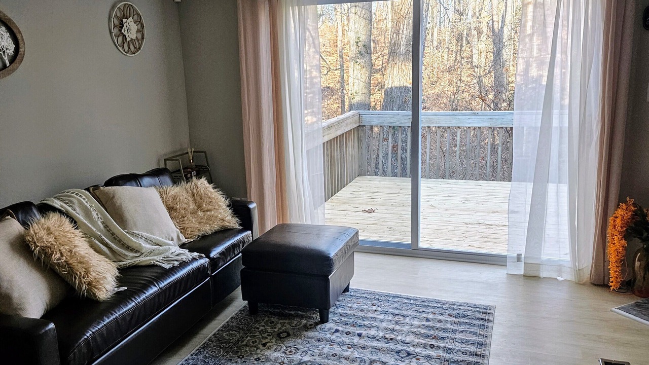 Photo of Livingroom in Mountain Island