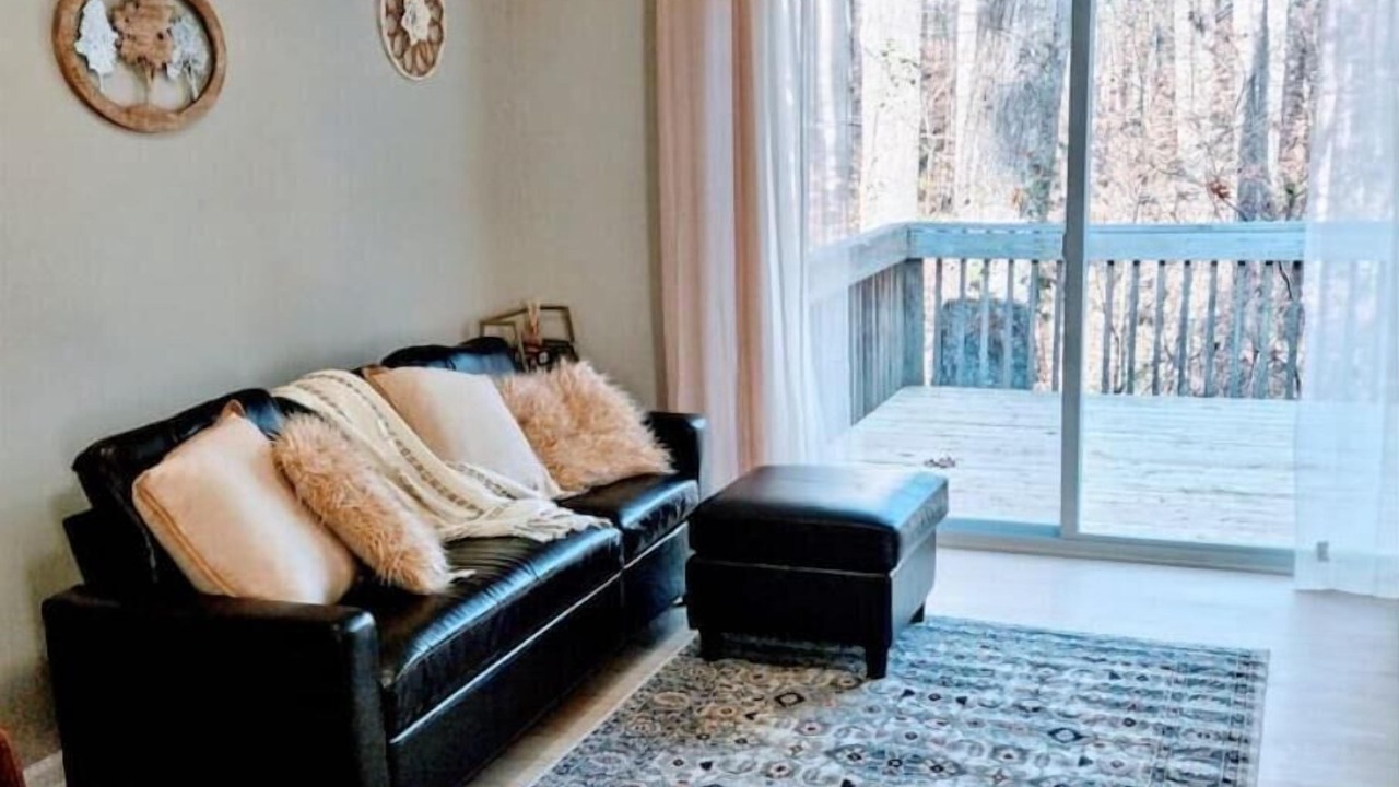 Photo of Livingroom in Mountain Island
