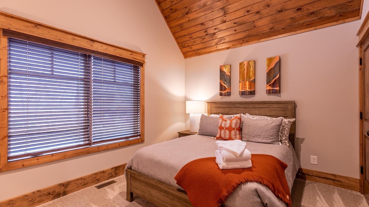 Photo of Bedroom in Banner Elk