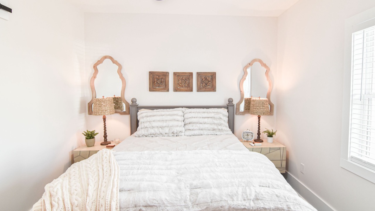 Photo of Bedroom in Belmont Historic District