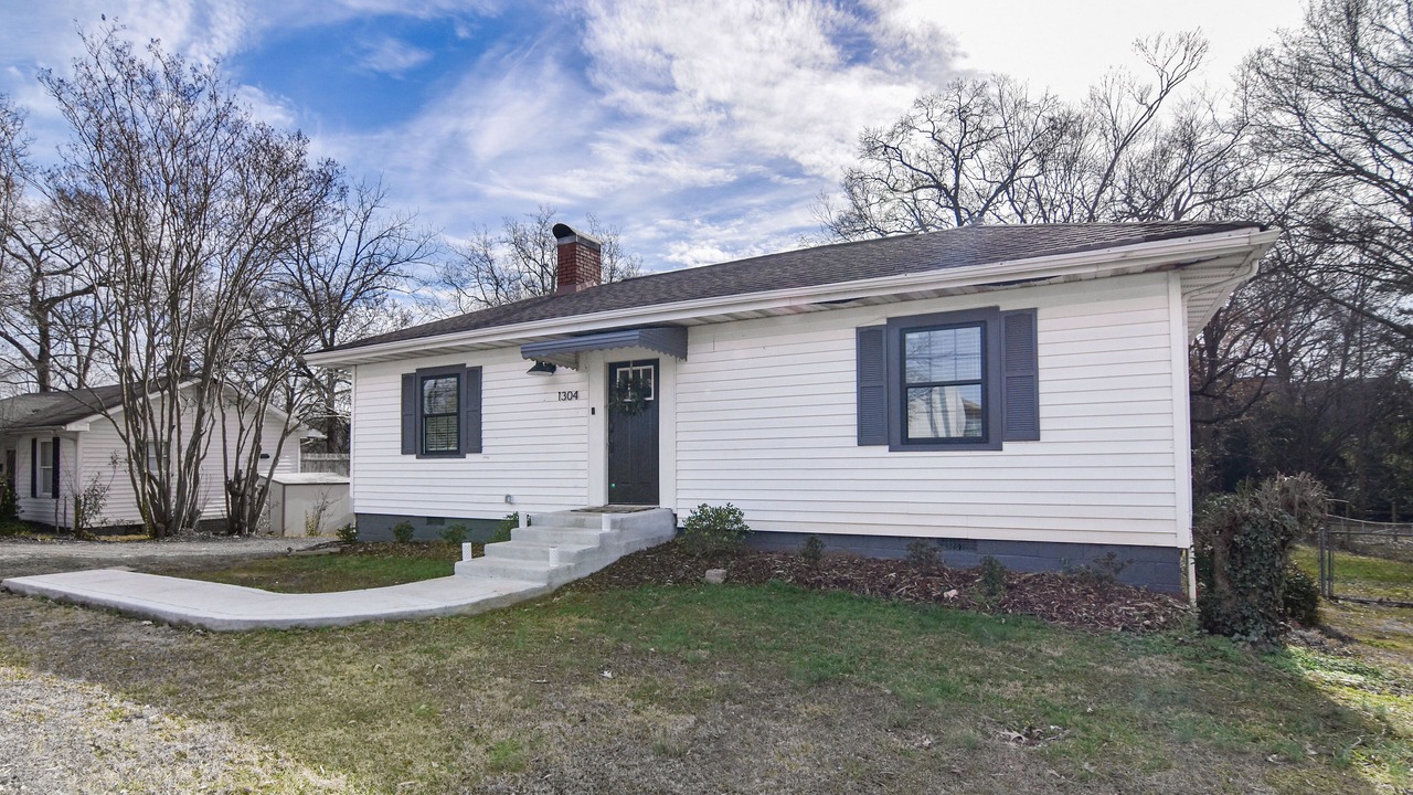 Photo of Outdoor in Belmont Historic District