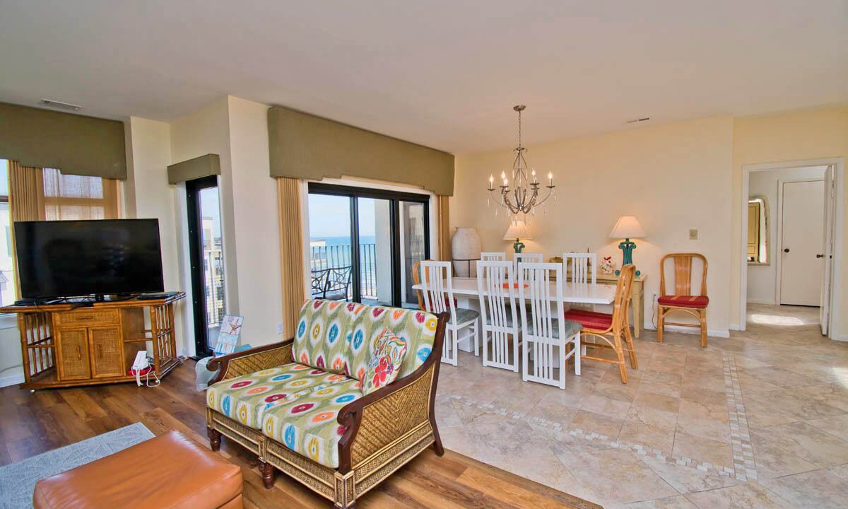 Photo of Livingroom in Indian Beach