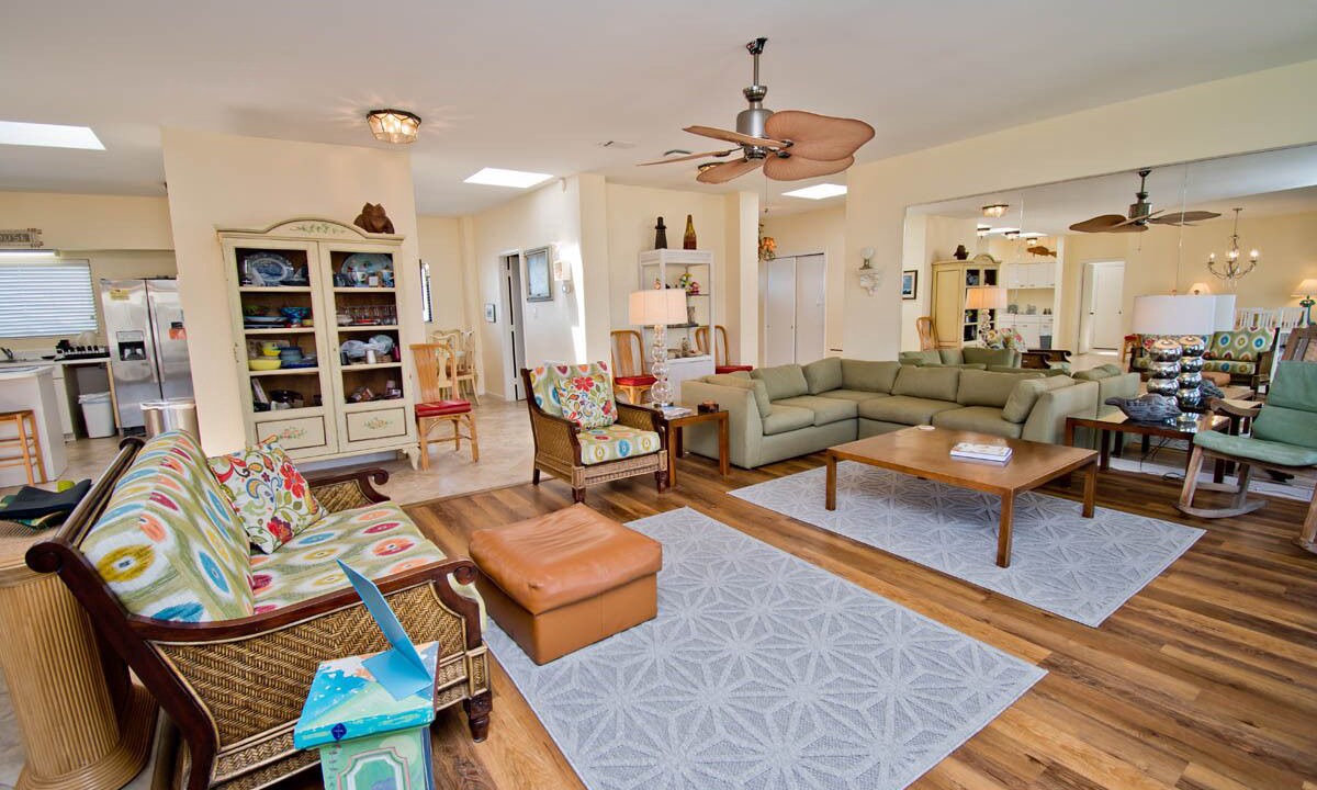 Photo of Livingroom in Indian Beach