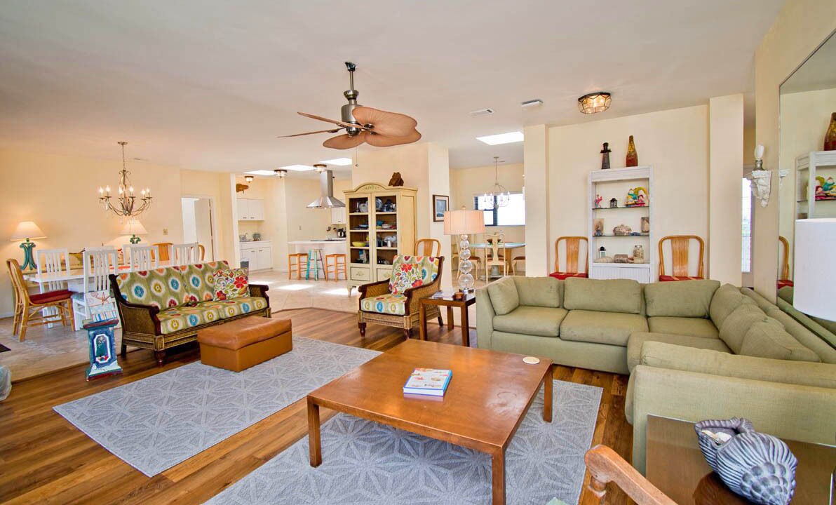 Photo of Livingroom in Indian Beach
