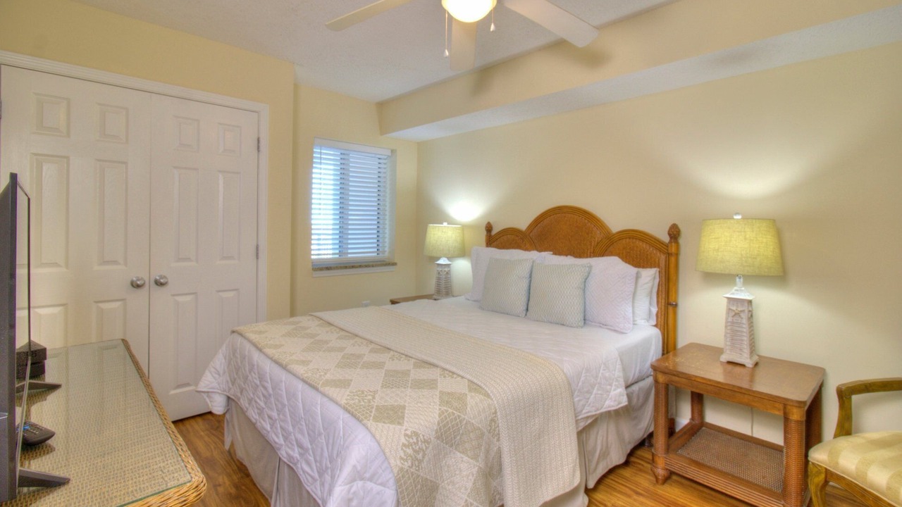 Photo of Bedroom in Ash