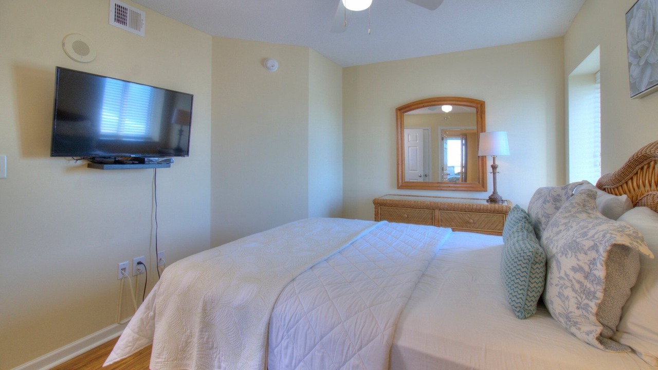 Photo of Bedroom in Ash