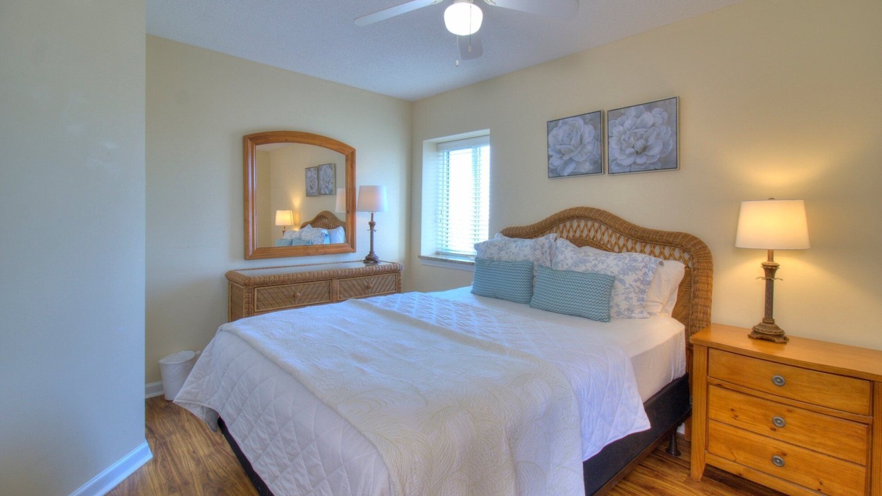 Photo of Bedroom in Ash