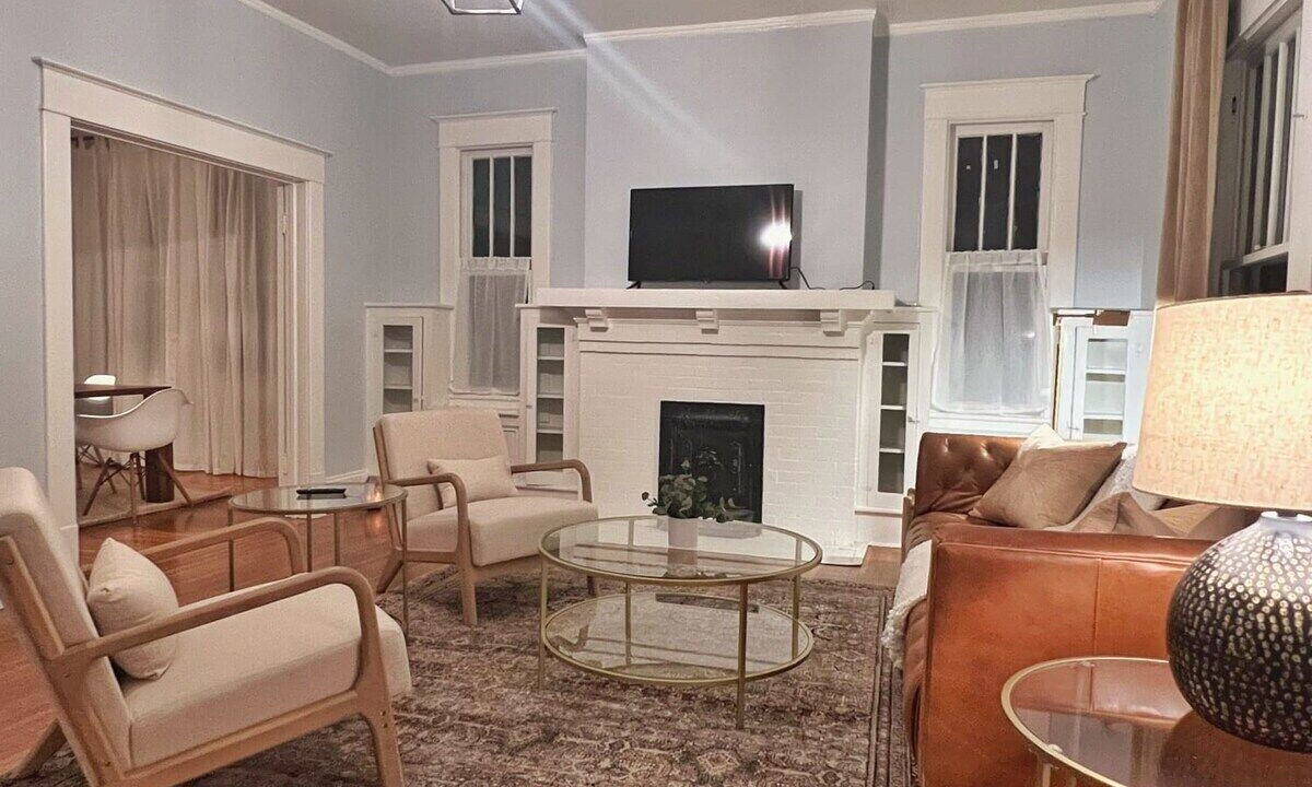 Photo of Livingroom in Salisbury
